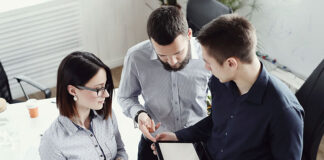 System obiegu dokumentów i jego rola w nowoczesnej firmie