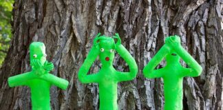 Jak rozmawiać z kimś kto nie słucha?