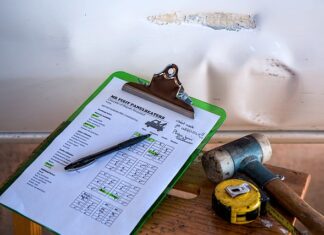 Jakie działania podejmuje IKEA w zakresie ograniczenia kosztów? Jakie działania podejmuje IKEA w zakresie ograniczenia kosztów?