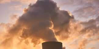 W jakim kraju jest najwięcej elektrowni atomowych?